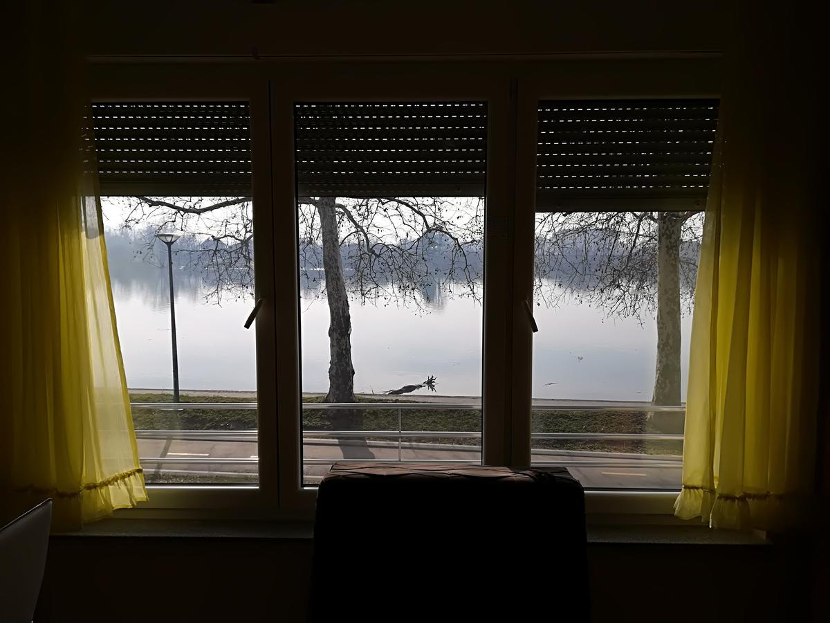Guesthouse Sava Славонски брод Екстериор снимка