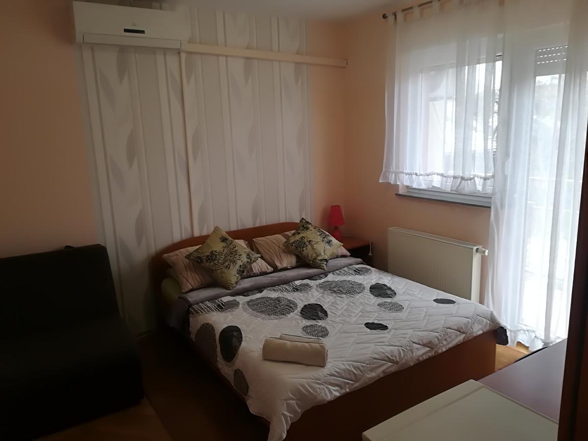 Guesthouse Sava Славонски брод Екстериор снимка