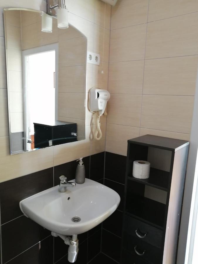 Guesthouse Sava Славонски брод Екстериор снимка